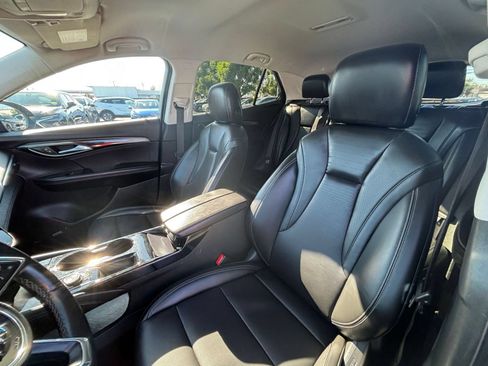 Used 2024 Buick Envision Preferred AWD/4WD image 35