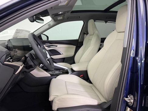 New 2025 Audi Q5 Premium Plus image 4