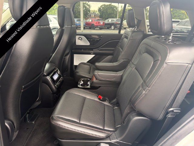 Used 2024 Lincoln Aviator Reserve w/ Equipment Group 201A AWD/4WD image 28