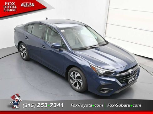 Used 2025 Subaru Legacy Premium image 27