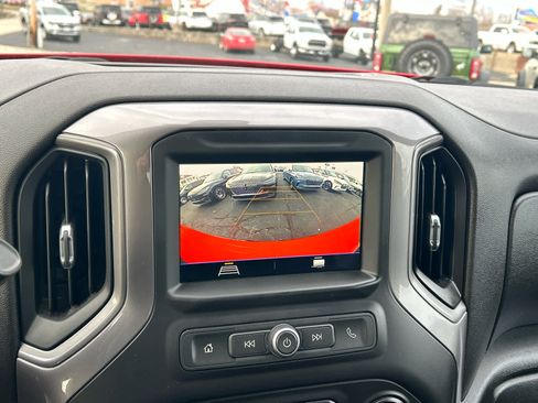 Used 2019 Chevrolet Silverado 1500 Custom Trail Boss image 25