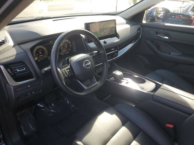 Certified 2026 Nissan Rogue SL FWD image 13