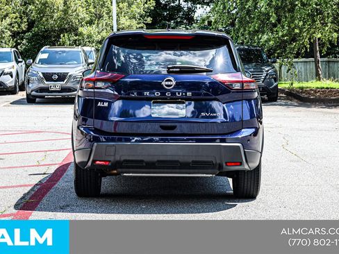 Used 2024 Nissan Rogue SV AWD/4WD image 12