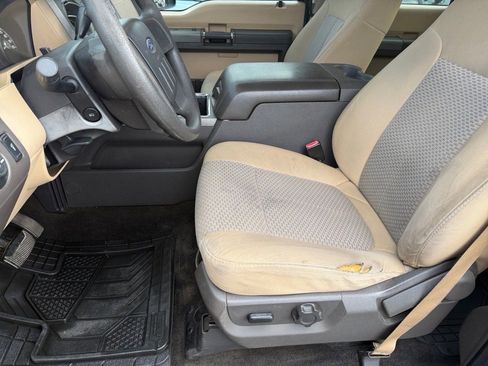 Used 2011 Ford F350 XLT w/ XLT Appearance Pkg image 10