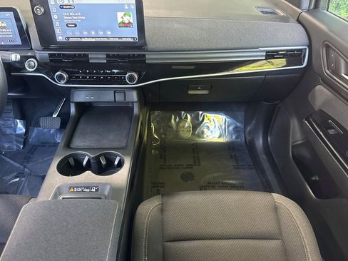 Used 2024 Honda Prologue EX image 23