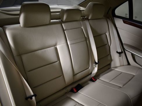 Used 2015 Mercedes-Benz E 250 E250 BLUETEC image 25