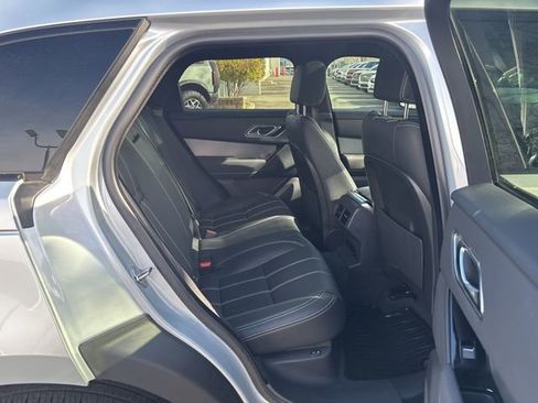 Used 2023 Land Rover Range Rover Velar R-Dynamic S image 30