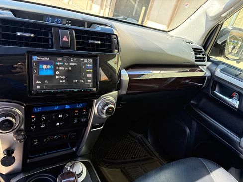Used 2014 Toyota 4Runner Limited AWD/4WD image 18