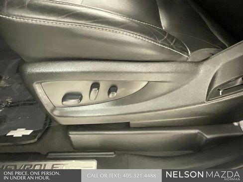 Used 2020 Chevrolet Suburban LT w/ Max Trailering Package RWD image 25