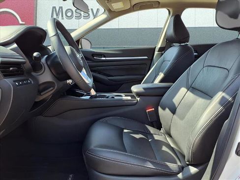 Certified 2023 Nissan Altima 2.5 SL image 12