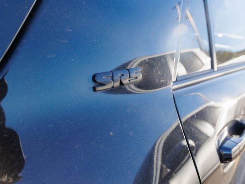 Used 2021 Toyota 4Runner SR5 image 12