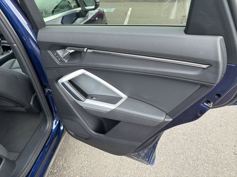 Used 2022 Audi Q3 2.0T Premium image 15