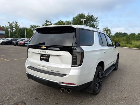 Used 2025 Chevrolet Tahoe Premier AWD/4WD image 8