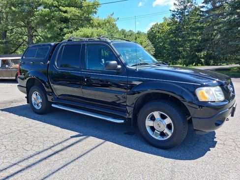 Used 2005 Ford Explorer Sport Trac Adrenalin AWD/4WD image 8