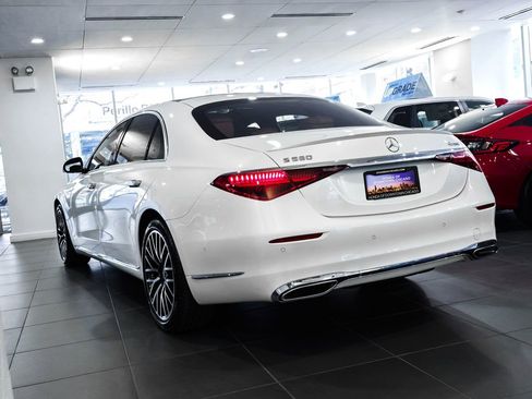 Used 2023 Mercedes-Benz S 580 4MATIC Sedan image 5