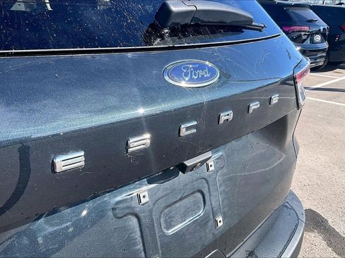Used 2022 Ford Escape SEL image 25
