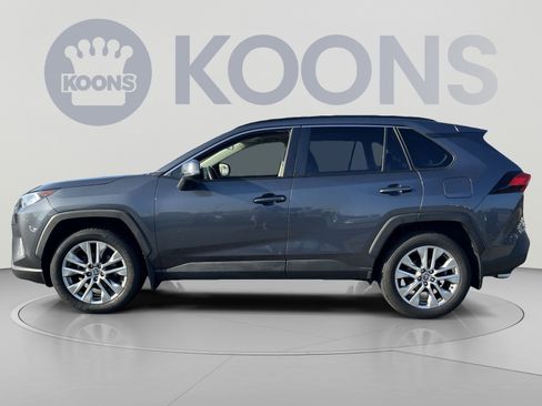 Used 2020 Toyota RAV4 XLE Premium AWD/4WD image 2