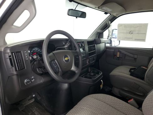 New 2026 Chevrolet Express 3500 w/ Power Convenience Package RWD image 18