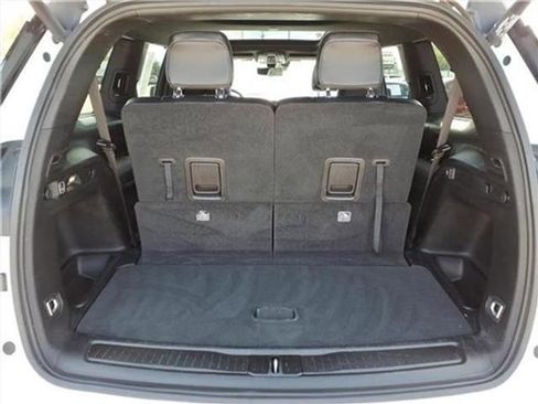 Used 2024 Jeep Grand Cherokee L Limited w/ Luxury Tech Group II image 48