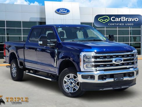 Used 2026 Ford F250 Lariat w/ FX4 Off-Road Package AWD/4WD image 1