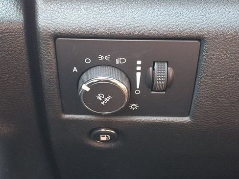 Used 2015 Jeep Grand Cherokee Altitude AWD/4WD image 30