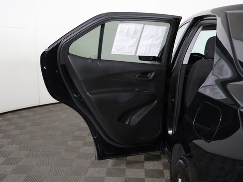 Used 2024 Chevrolet Equinox LT image 19