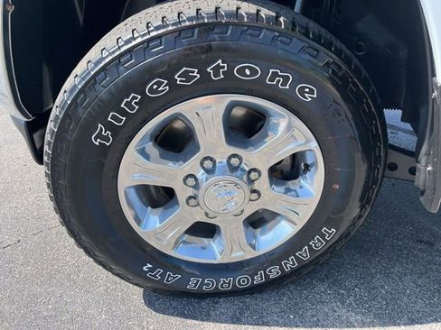 Used 2024 RAM 2500 Big Horn w/ Off Road Package AWD/4WD image 11