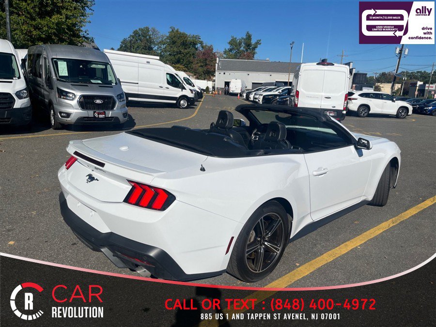 Used 2025 Ford Mustang Premium RWD image 14