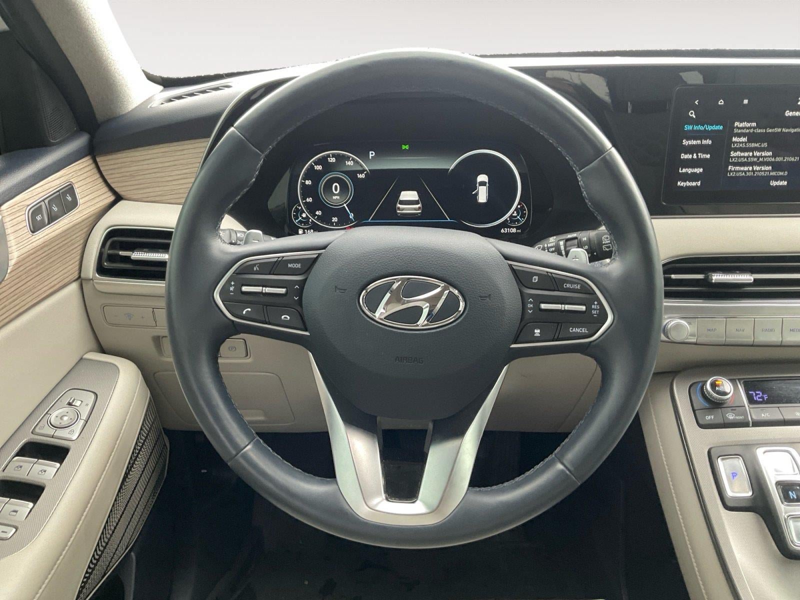 Used 2022 Hyundai Palisade Limited w/ Winter Package AWD/4WD image 12