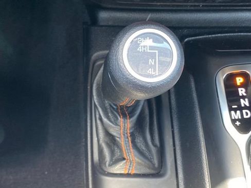 Used 2021 Jeep Gladiator Mojave AWD/4WD image 18