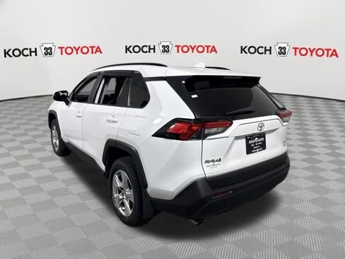 Used 2021 Toyota RAV4 XLE image 5