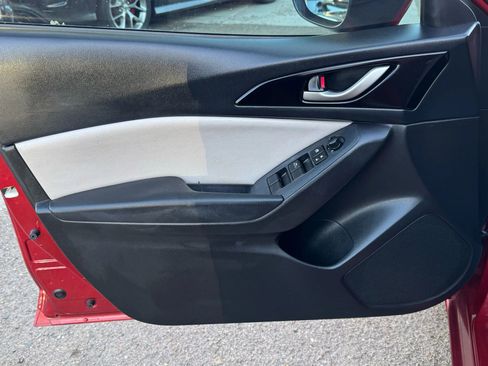 Used 2015 MAZDA MAZDA3 i Touring image 15