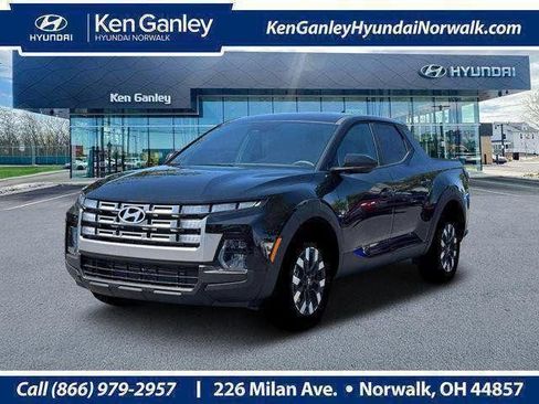 New 2026 Hyundai Santa Cruz SE FWD image 1
