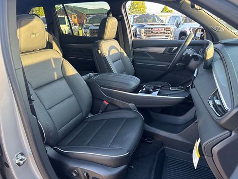 New 2026 Buick Enclave Sport Touring image 12