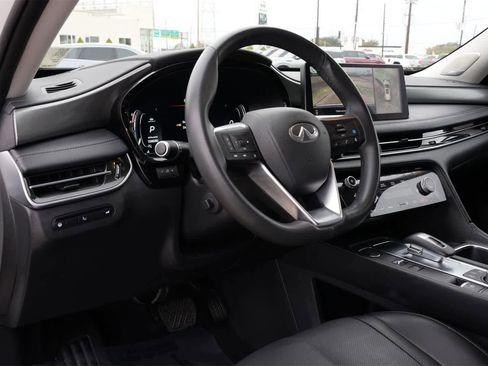 Used 2025 INFINITI QX60 Luxe w/ Vision Package image 16