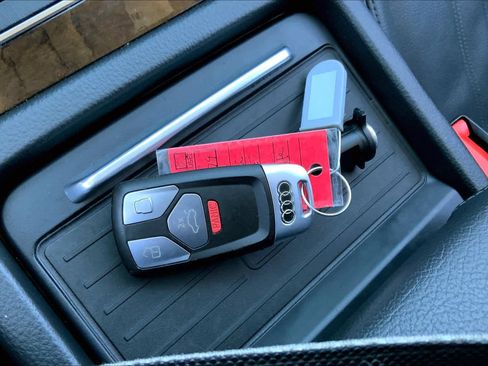 Used 2020 Audi Q5 2.0T Premium image 15