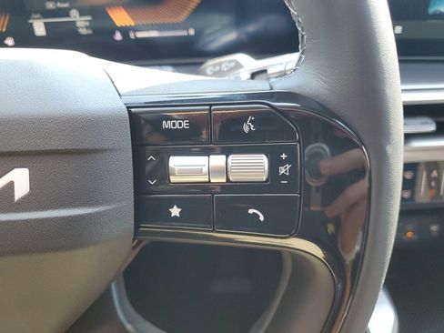 New 2026 Kia Sorento LX FWD image 27