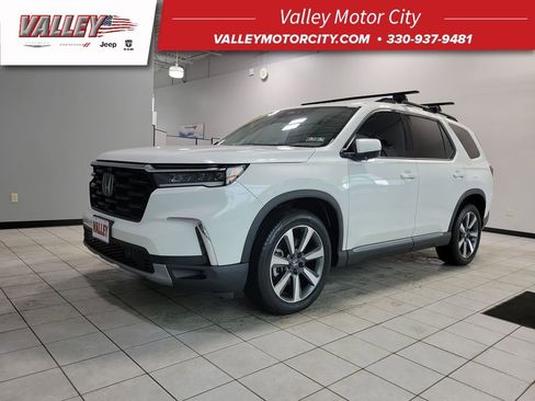 Used 2023 Honda Pilot Elite image 1