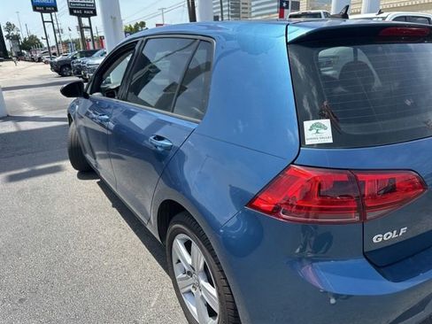 Used 2015 Volkswagen Golf TDI S FWD image 3