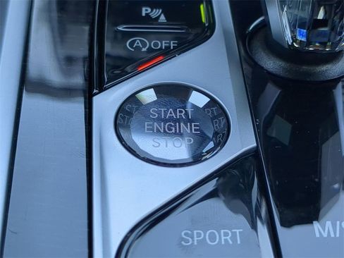 Certified 2023 BMW 840i Convertible image 27