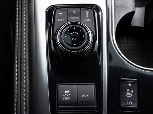 Used 2022 Nissan Maxima SV w/ Floor Mat Group FWD image 27