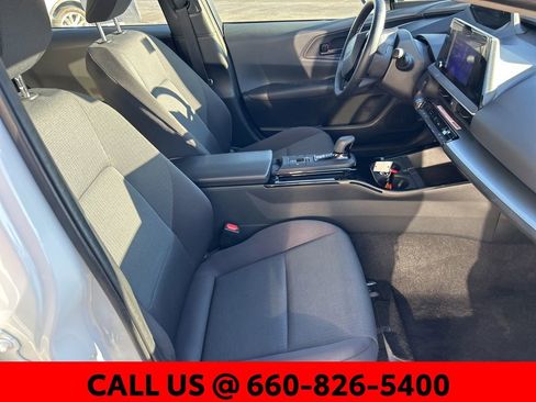 Used 2024 Toyota Prius LE image 5