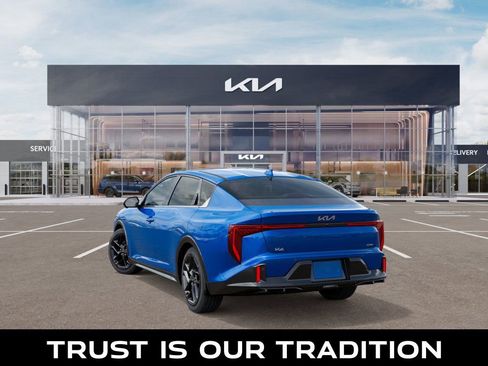 New 2025 Kia K4 GT-Line Turbo image 4