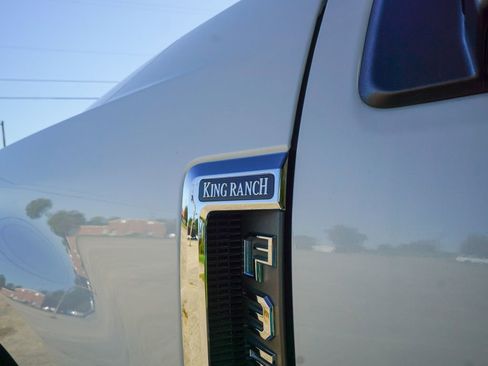 Used 2019 Ford F350 King Ranch w/ King Ranch Ultimate Package image 3