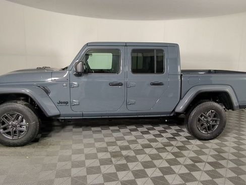 New 2026 Jeep Gladiator Sport image 8