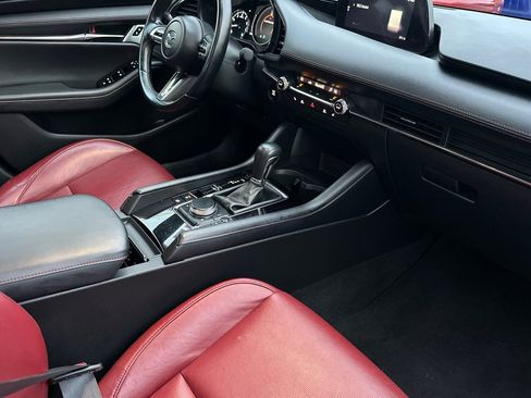 Used 2022 MAZDA MAZDA3 s image 18