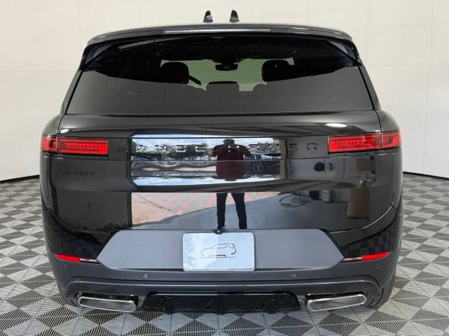 New 2027 Land Rover Range Rover Sport SE AWD/4WD image 8