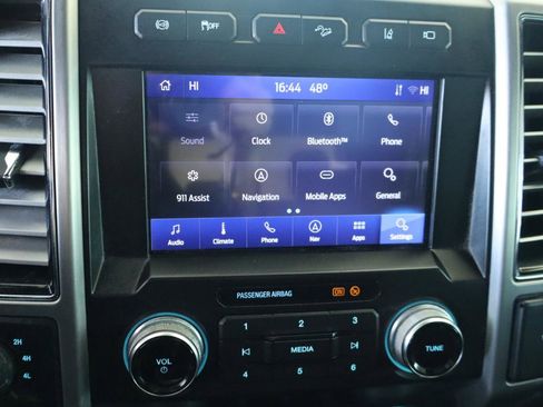 Used 2021 Ford F250 Platinum w/ FX4 Off-Road Package image 23