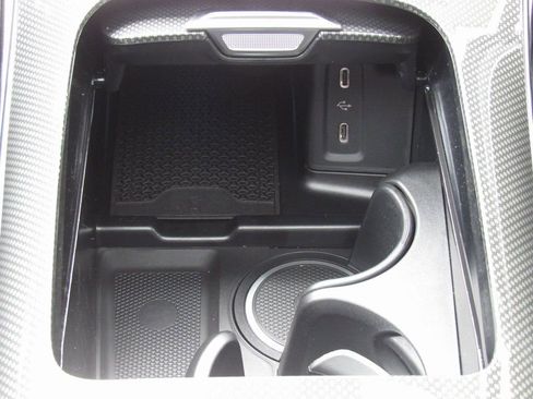 New 2025 Mercedes-Benz GLC 300 4MATIC image 32