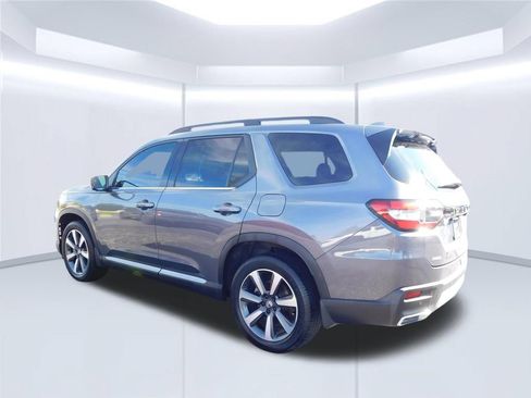 Used 2023 Honda Pilot Elite image 5
